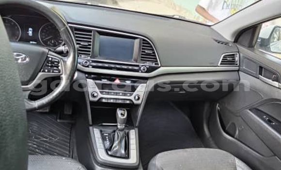 Buy Used Hyundai Elantra White Car in Dakar in Dakar Buy Used Hyundai Elantra White Car in Dakar in Dakar