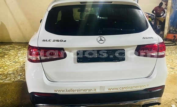 Buy Used Mercedes-Benz GLC 250D White Car in Dakar in Dakar Buy Used Mercedes-Benz GLC 250D White Car in Dakar in Dakar