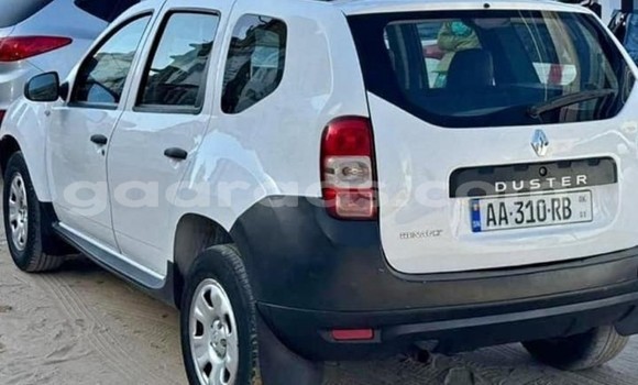 Buy Used Renault Duster White Car in Dakar in Dakar Buy Used Renault Duster White Car in Dakar in Dakar