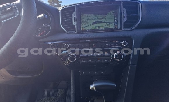 Dieundeu Occasion Kia Sportage Silver Auto in Mbour in Thies Dieundeu Occasion Kia Sportage Silver Auto in Mbour in Thies