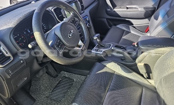 Dieundeu Occasion Kia Sportage Silver Auto in Mbour in Thies Dieundeu Occasion Kia Sportage Silver Auto in Mbour in Thies