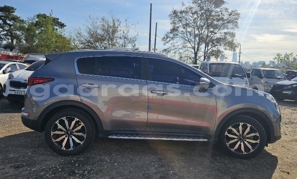 Dieundeu Occasion Kia Sportage Silver Auto in Mbour in Thies Dieundeu Occasion Kia Sportage Silver Auto in Mbour in Thies