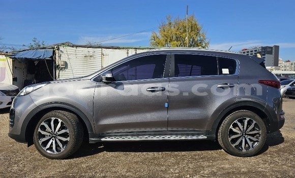 Dieundeu Occasion Kia Sportage Silver Auto in Mbour in Thies Dieundeu Occasion Kia Sportage Silver Auto in Mbour in Thies