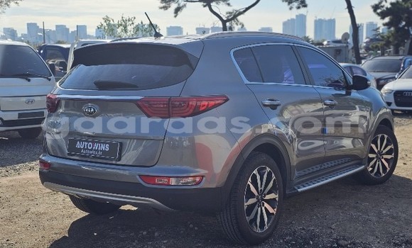 Dieundeu Occasion Kia Sportage Silver Auto in Mbour in Thies Dieundeu Occasion Kia Sportage Silver Auto in Mbour in Thies