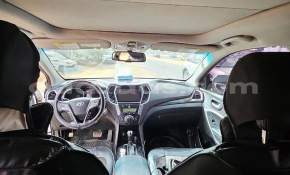 Dieundeu Occasion Hyundai Santa Fe White Auto in Dakar in Dakar Dieundeu Occasion Hyundai Santa Fe White Auto in Dakar in Dakar