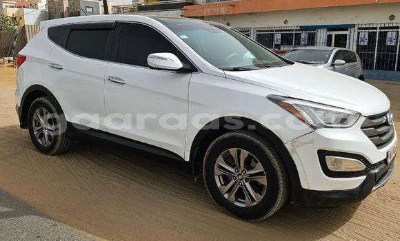 Dieundeu Occasion Hyundai Santa Fe White Auto in Dakar in Dakar Dieundeu Occasion Hyundai Santa Fe White Auto in Dakar in Dakar