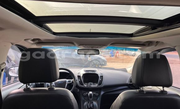 Dieundeu Occasion Ford Escape White Auto in Dakar in Dakar Dieundeu Occasion Ford Escape White Auto in Dakar in Dakar