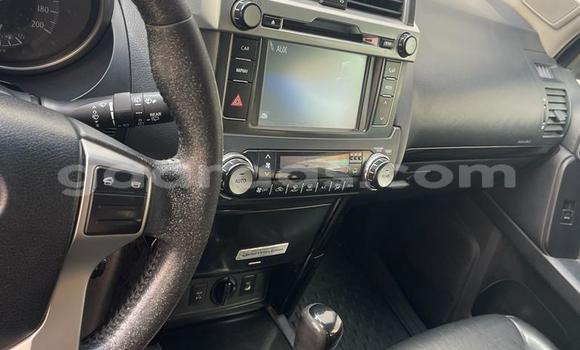 Dieundeu Occasion Toyota Land Cruiser Silver Auto in Dakar in Dakar Dieundeu Occasion Toyota Land Cruiser Silver Auto in Dakar in Dakar