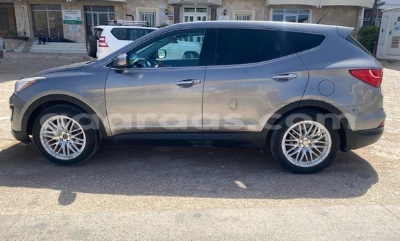 Buy Used Hyundai Santa Fe Silver Car in Dakar in Dakar Buy Used Hyundai Santa Fe Silver Car in Dakar in Dakar