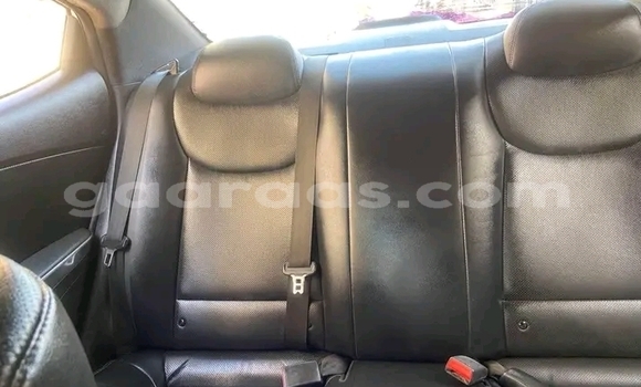 Buy Used Hyundai Elantra White Car in Dakar in Dakar Buy Used Hyundai Elantra White Car in Dakar in Dakar