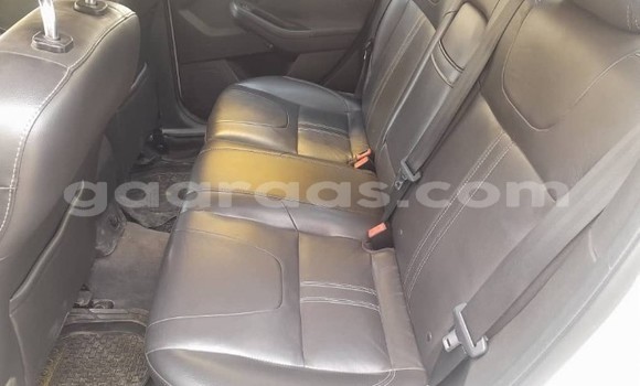 Acheter Occasion Voiture Ford Focus Blanc à Dakar, Dakar Acheter Occasion Voiture Ford Focus Blanc à Dakar, Dakar