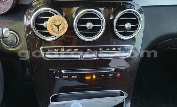 Acheter Occasion Voiture Mercedes‒Benz GLC Coupe Blanc à Dakar, Dakar Acheter Occasion Voiture Mercedes‒Benz GLC Coupe Blanc à Dakar, Dakar