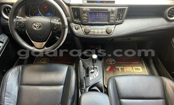 Dieundeu Occasion Toyota RAV4 Blue Auto in Dakar in Dakar Dieundeu Occasion Toyota RAV4 Blue Auto in Dakar in Dakar