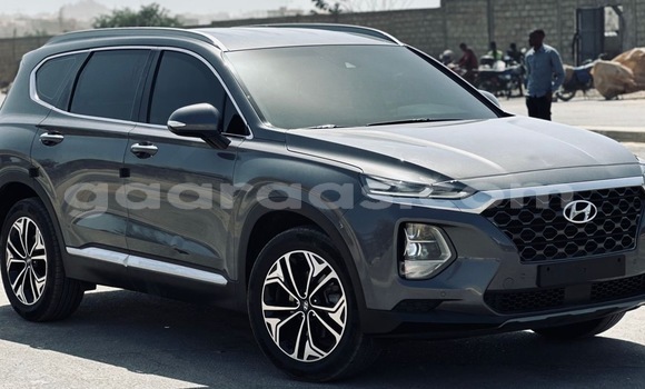 Buy Import Hyundai Santa Fe Silver Car in Dakar in Dakar Buy Import Hyundai Santa Fe Silver Car in Dakar in Dakar