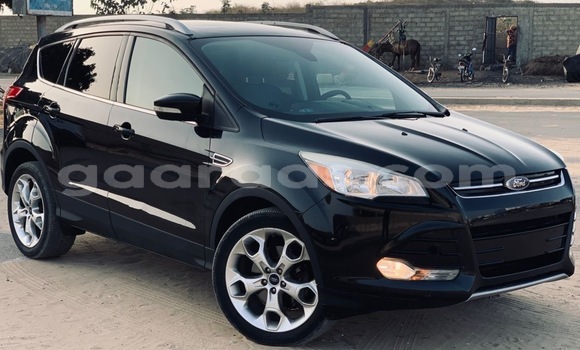 Acheter Import Voiture Ford Escape Noir à Dakar, Dakar Acheter Import Voiture Ford Escape Noir à Dakar, Dakar