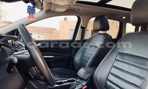 Acheter Import Voiture Ford Escape Noir à Dakar, Dakar Acheter Import Voiture Ford Escape Noir à Dakar, Dakar