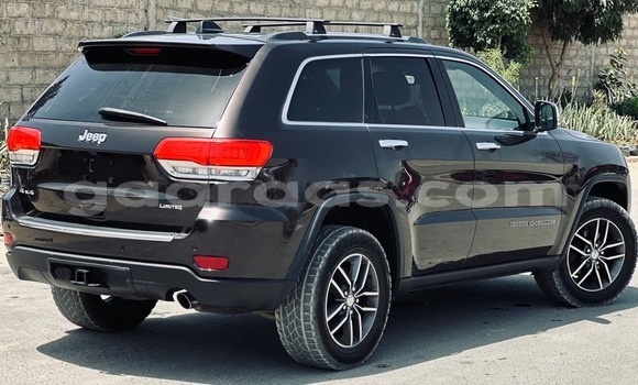 Dieundeu Imported Jeep Grand Cherokee Brown Auto in Dakar in Dakar Dieundeu Imported Jeep Grand Cherokee Brown Auto in Dakar in Dakar