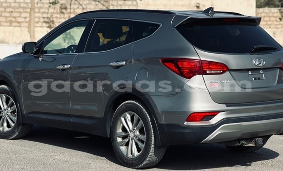 Buy Import Hyundai Santa Fe Silver Car in Dakar in Dakar Buy Import Hyundai Santa Fe Silver Car in Dakar in Dakar
