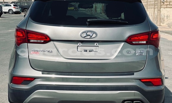 Buy Import Hyundai Santa Fe Silver Car in Dakar in Dakar Buy Import Hyundai Santa Fe Silver Car in Dakar in Dakar