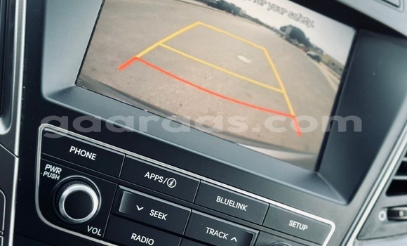 Buy Import Hyundai Santa Fe Silver Car in Dakar in Dakar Buy Import Hyundai Santa Fe Silver Car in Dakar in Dakar