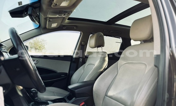 Acheter Import Voiture Hyundai Santa Fe Gris à Dakar, Dakar Acheter Import Voiture Hyundai Santa Fe Gris à Dakar, Dakar