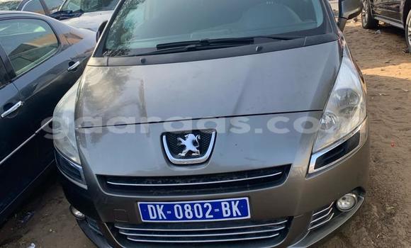 Buy Used Peugeot 5008 Beige Car in Dakar in Dakar