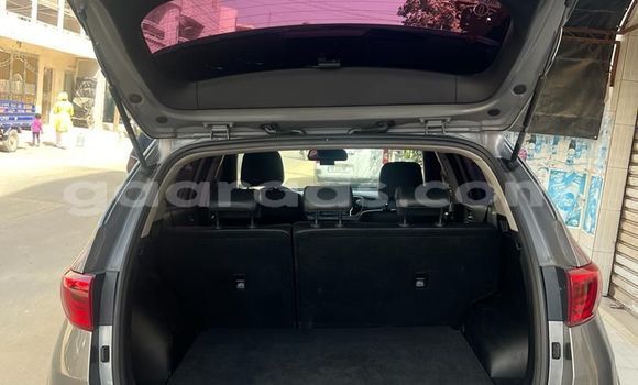 Acheter Occasion Voiture Kia Sportage Gris à Dakar, Dakar Acheter Occasion Voiture Kia Sportage Gris à Dakar, Dakar