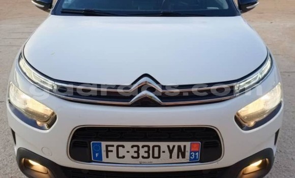 Acheter Occasion Voiture Citroen C4 Cactus Blanc à Dakar, Dakar Acheter Occasion Voiture Citroen C4 Cactus Blanc à Dakar, Dakar