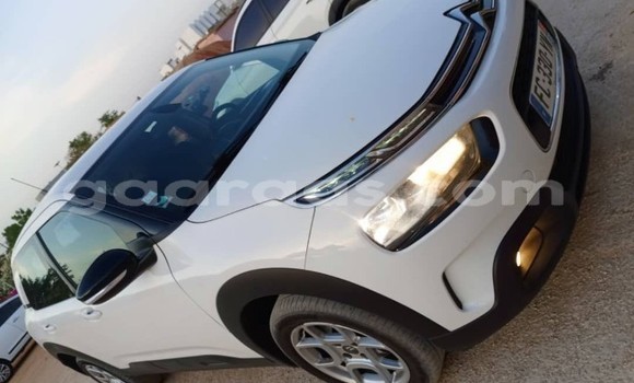 Acheter Occasion Voiture Citroen C4 Cactus Blanc à Dakar, Dakar Acheter Occasion Voiture Citroen C4 Cactus Blanc à Dakar, Dakar