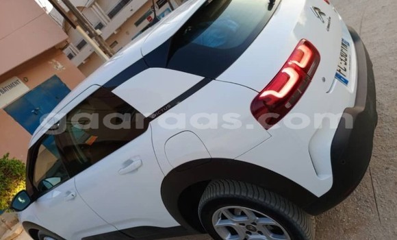 Acheter Occasion Voiture Citroen C4 Cactus Blanc à Dakar, Dakar Acheter Occasion Voiture Citroen C4 Cactus Blanc à Dakar, Dakar