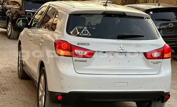 Acheter Occasion Voiture Mitsubishi Outlander Blanc à Dakar, Dakar Acheter Occasion Voiture Mitsubishi Outlander Blanc à Dakar, Dakar