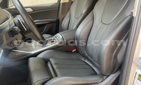 Buy Used BMW X7 White Car in Dakar in Dakar Buy Used BMW X7 White Car in Dakar in Dakar