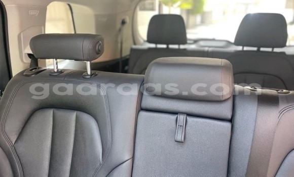 Buy Used BMW X7 White Car in Dakar in Dakar Buy Used BMW X7 White Car in Dakar in Dakar