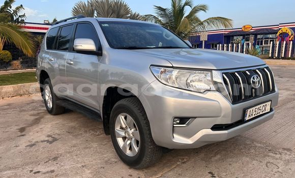 Buy Used Toyota Land Cruiser Silver Car in Dakar in Dakar Buy Used Toyota Land Cruiser Silver Car in Dakar in Dakar