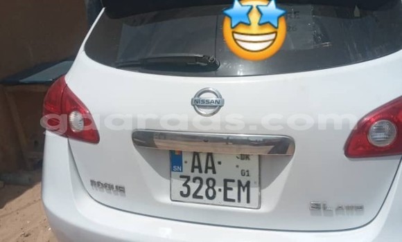 Acheter Occasion Voiture Nissan Rogue Blanc à Dakar, Dakar Acheter Occasion Voiture Nissan Rogue Blanc à Dakar, Dakar