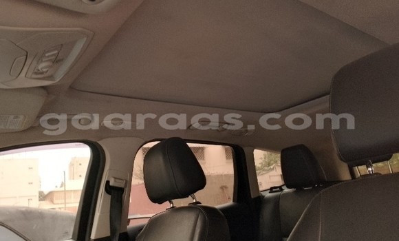 Dieundeu Occasion Ford Escape Blue Auto in Dakar in Dakar Dieundeu Occasion Ford Escape Blue Auto in Dakar in Dakar