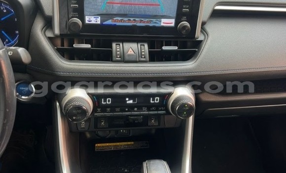 Buy Used Toyota RAV4 Silver Car in Dakar in Dakar Buy Used Toyota RAV4 Silver Car in Dakar in Dakar