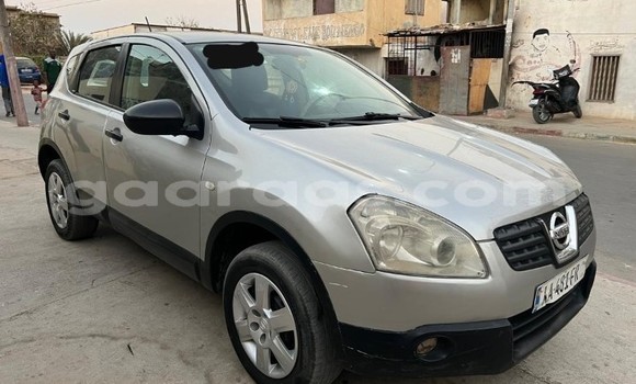 Buy Used Nissan Qashqai Silver Car in Dakar in Dakar Buy Used Nissan Qashqai Silver Car in Dakar in Dakar