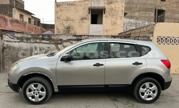 Buy Used Nissan Qashqai Silver Car in Dakar in Dakar Buy Used Nissan Qashqai Silver Car in Dakar in Dakar