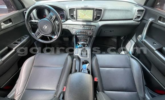 Dieundeu Occasion Kia Sportage Blue Auto in Dakar in Dakar Dieundeu Occasion Kia Sportage Blue Auto in Dakar in Dakar
