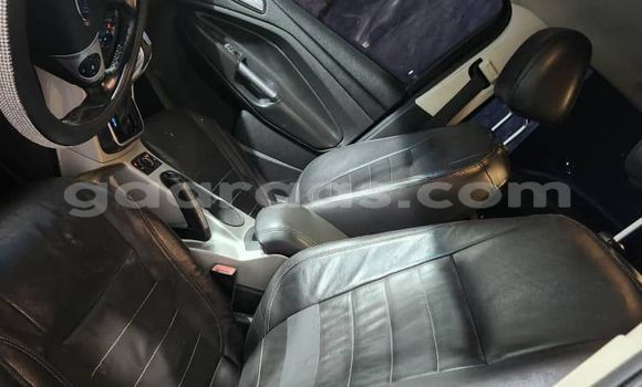 Acheter Occasion Voiture Ford Escape Noir à Dakar, Dakar Acheter Occasion Voiture Ford Escape Noir à Dakar, Dakar