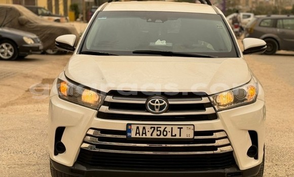 Acheter Occasion Voiture Toyota Highlander Blanc à Dakar, Dakar Acheter Occasion Voiture Toyota Highlander Blanc à Dakar, Dakar