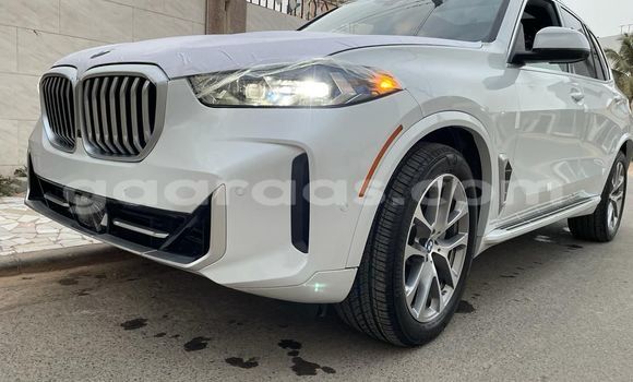Dieundeu Occasion BMW X5 White Auto in Dakar in Dakar Dieundeu Occasion BMW X5 White Auto in Dakar in Dakar