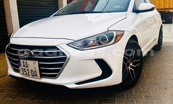 Buy Used Hyundai Elantra White Car in Dakar in Dakar Buy Used Hyundai Elantra White Car in Dakar in Dakar