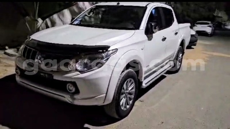 Big with watermark mitsubishi l200 dakar dakar 17220