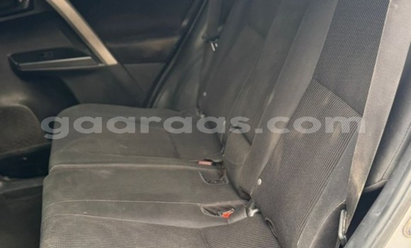 Acheter Occasion Voiture Toyota RAV4 Gris à Dakar, Dakar Acheter Occasion Voiture Toyota RAV4 Gris à Dakar, Dakar