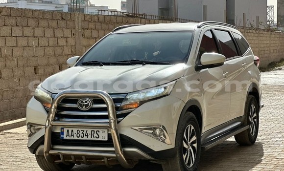 Dieundeu Occasion Toyota Rush White Auto in Dakar in Dakar Dieundeu Occasion Toyota Rush White Auto in Dakar in Dakar