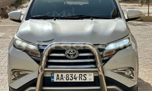 Dieundeu Occasion Toyota Rush White Auto in Dakar in Dakar Dieundeu Occasion Toyota Rush White Auto in Dakar in Dakar