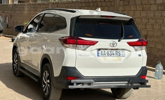 Dieundeu Occasion Toyota Rush White Auto in Dakar in Dakar Dieundeu Occasion Toyota Rush White Auto in Dakar in Dakar