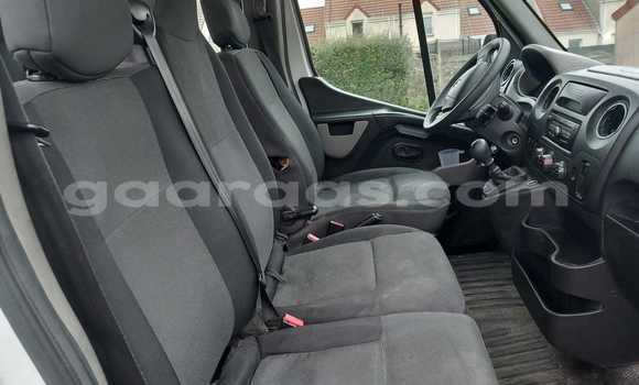 Buy Import Renault Master White Truck in Dakar in Dakar Buy Import Renault Master White Truck in Dakar in Dakar